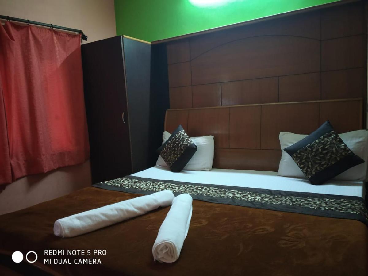 Hotel Deepraj, Kausani Eksteriør bilde
